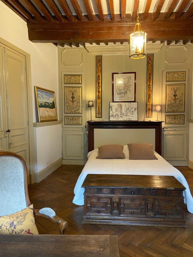 Le Gite Du Chateau Auriac-sur-Vendinelle Exteriör bild