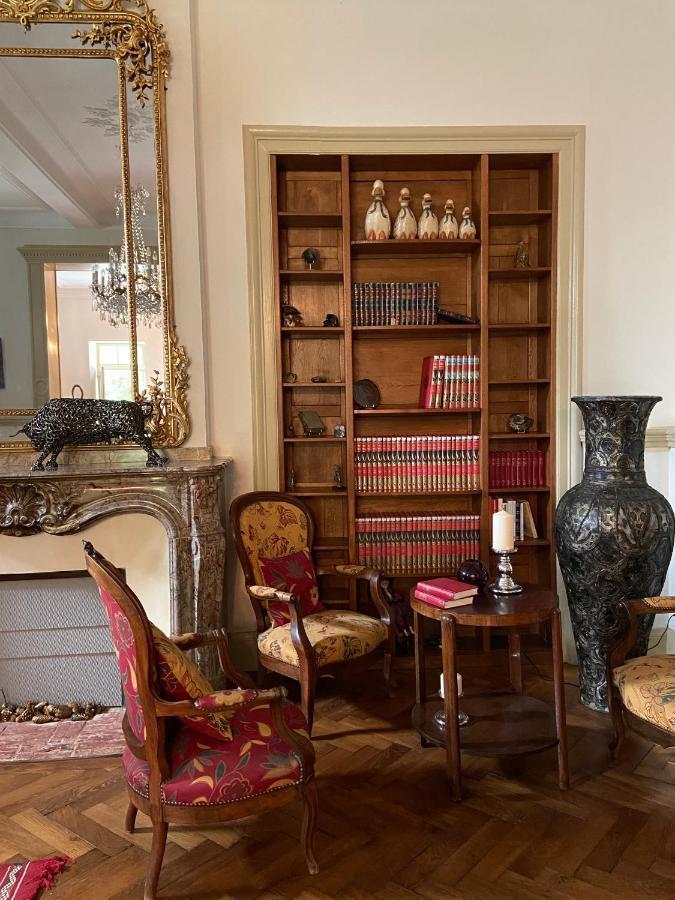 Le Gite Du Chateau Auriac-sur-Vendinelle Exteriör bild