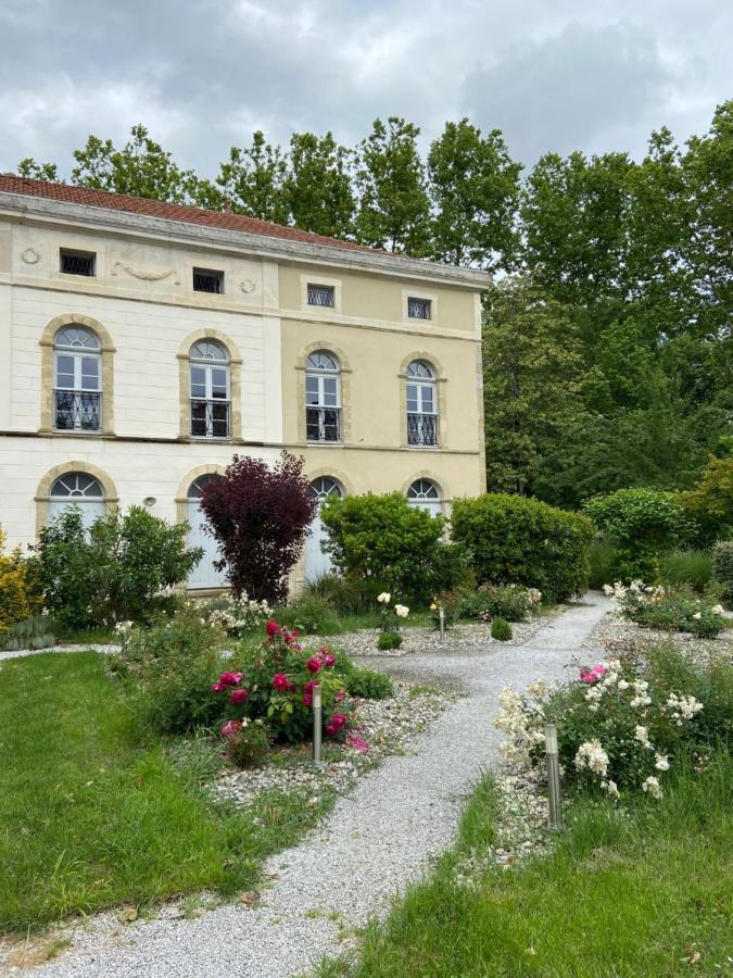 Le Gite Du Chateau Auriac-sur-Vendinelle Exteriör bild